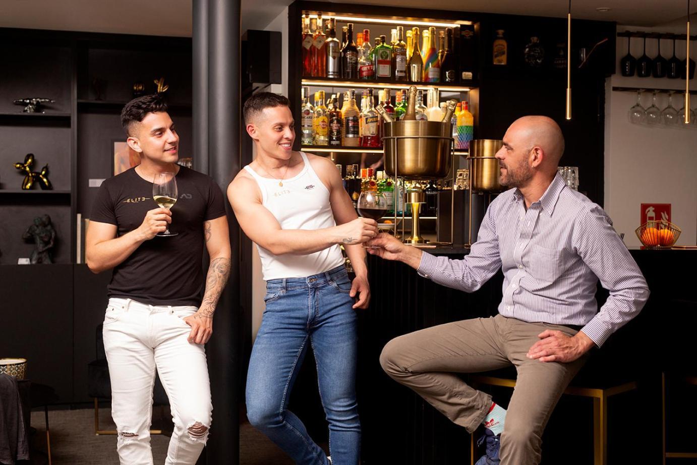 Elite - Gay Men Only (adults Only) Guest house